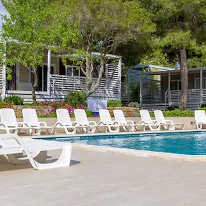 https://mobile-homes-peskera.in-istria.net