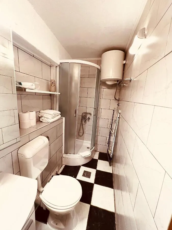 Guesthouse F Split