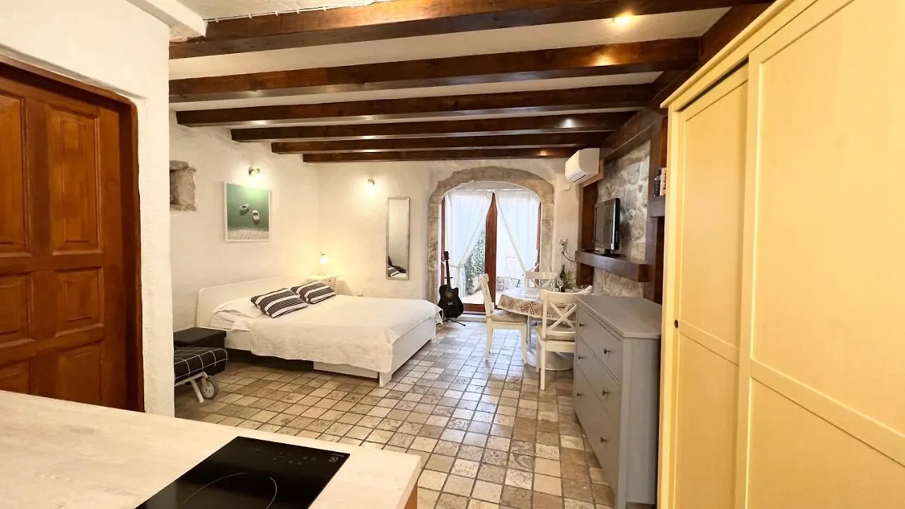 Guesthouse F Split Gasthuis