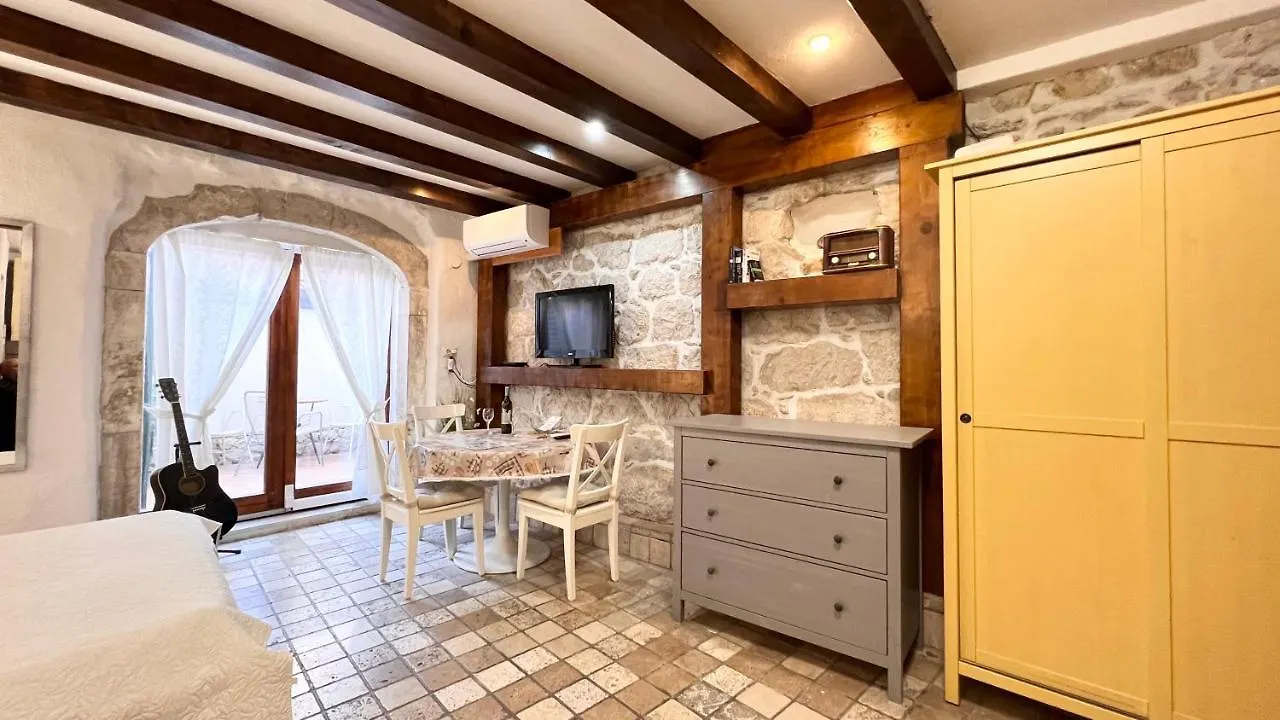 Guesthouse F Split Gasthuis